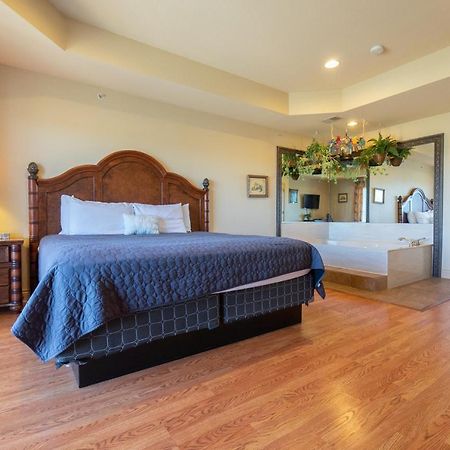 1Bd King Condo With 2 Person Jacuzzi Tub - Near The Strip - Free Tickets Included - T1-9 برانسون المظهر الخارجي الصورة