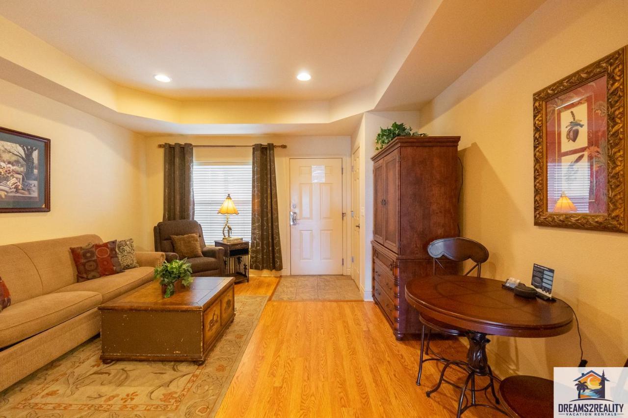 1Bd King Condo With 2 Person Jacuzzi Tub - Near The Strip - Free Tickets Included - T1-9 برانسون المظهر الخارجي الصورة
